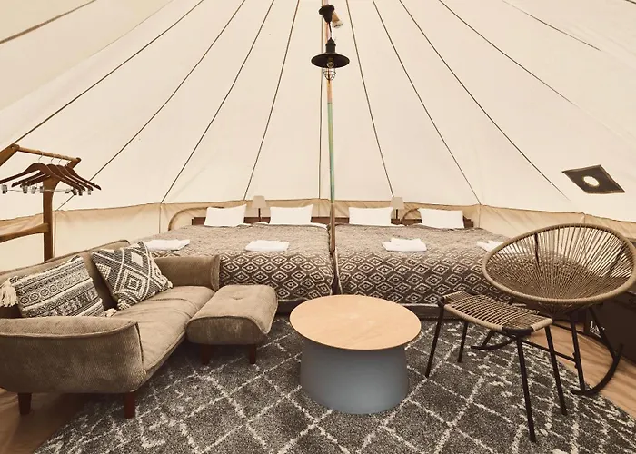 Yoichi Vineyard Glamping